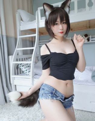 aaa在线亚洲熟女AV专区_迅雷手机免费观看