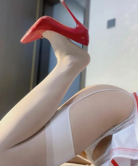 女主在男主怀里分娩的小说_高清视频大全
