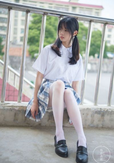 老师脱了内裤让我喝圣水视频_蓝光日本电影免费