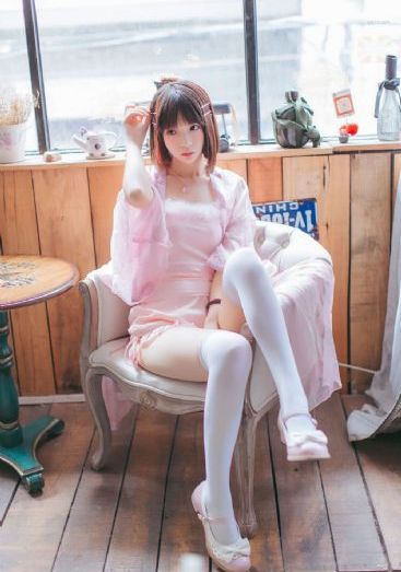 黄色美女网_视频全集