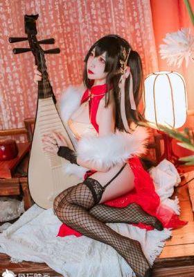 少妇下蹲露大唇无遮挡第二部_720完整在线观看