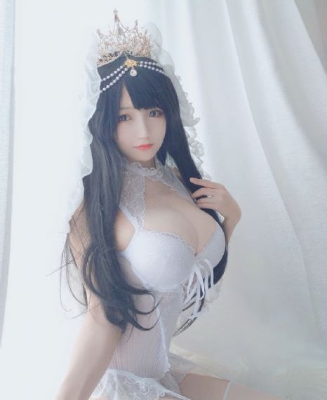 被三个男人躁一夜好爽_BD高清完整版