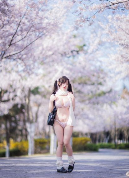 国际产品扒开腿做爽爽爽免费_DVD国语在线观看