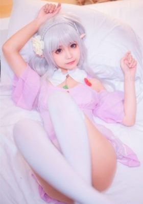 与上司出差被内谢在线播放_高清在线观看完整版