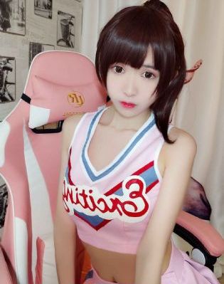 美腿老师高清在线观看_HD免费观看
